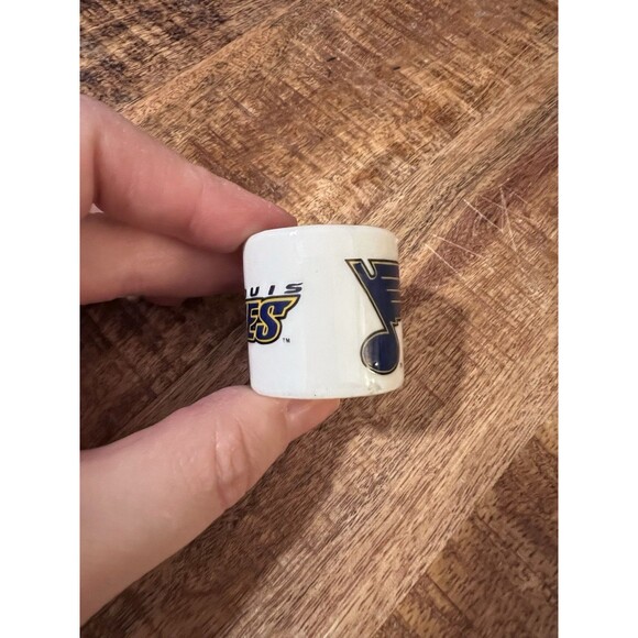 St. Louis Blues Mini Ceramic Mug Cup NHL 1.25" Vintage - Picture 4 of 6